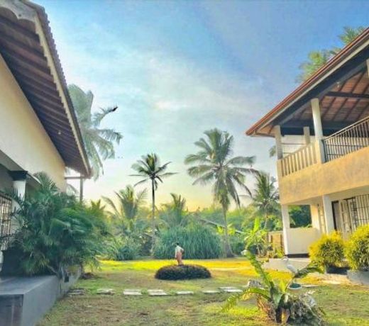 Rosanuka Beach Villa