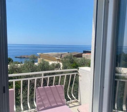 Apartman Lara