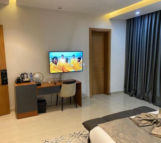Wali's Suites