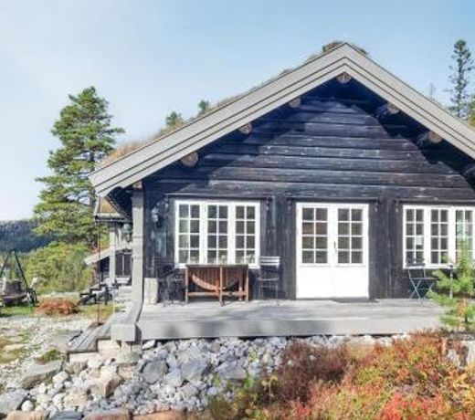 Stunning home in Eggedal with 4 Bedrooms