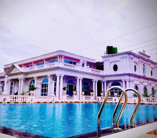 Dream palace