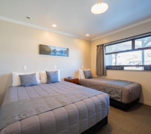 Te Anau Motel & Apartments