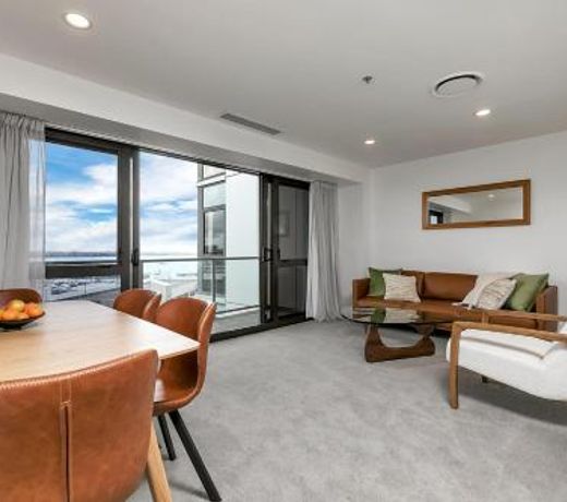 QV Modern Upscale Apartment - 1012