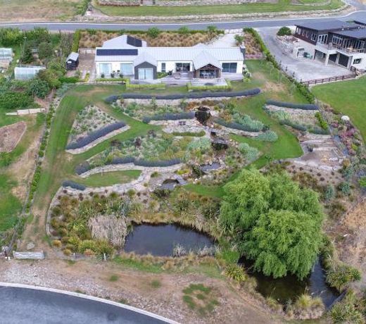 Grandview Lodge - Lowburn Holiday Home