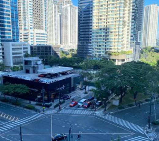 Comfy and Cozy 2BR Condo in BGC with WiFi and Netflix