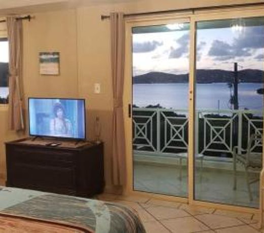 EliMar Bay View Studio