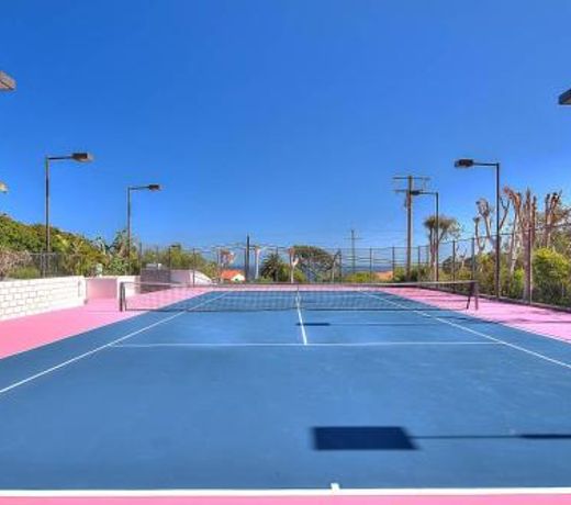 Ocean View, Walk to Beach, Tennis ct,8 parking