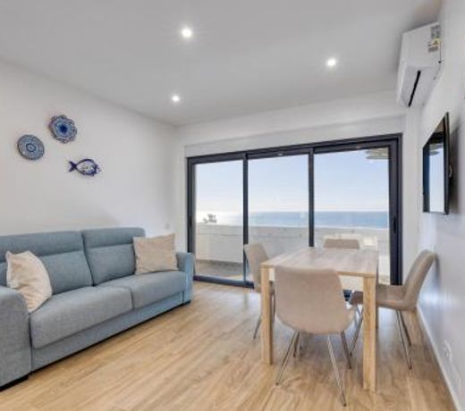 Torralta OceanFront Luxury Apartment