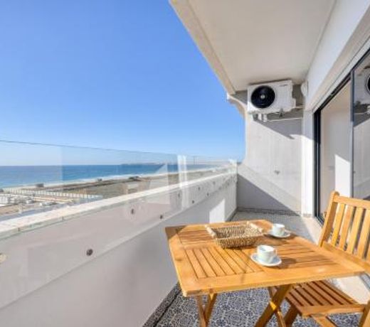 Torralta OceanFront Luxury Apartment
