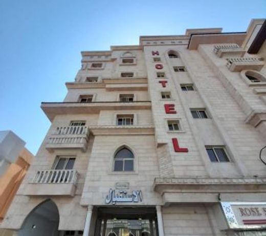 ÙØ§Ø­Ø© Ø·ÙØ¨Ø© ÙÙØ´ÙÙ Ø§ÙÙÙØ¯ÙÙØ©