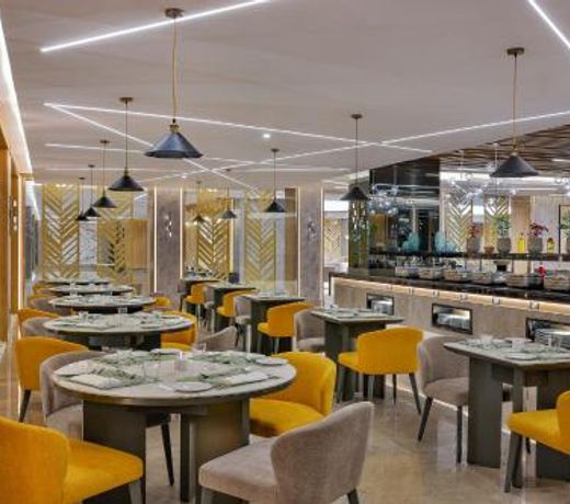 Holiday Inn & Suites - Al Khobar, an IHG Hotel