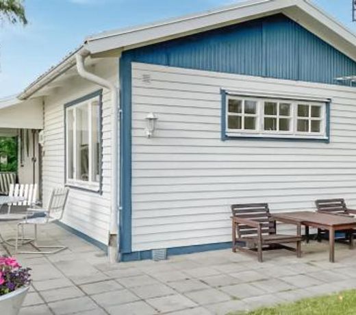 Nice home in SkummeslÃ¶vsstrand with 2 Bedrooms