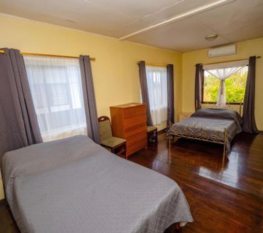 Stunning 3-Bed House in Paramaribo Marie's place