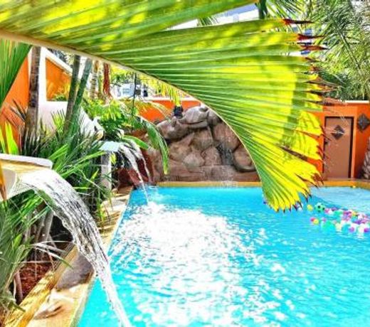 GOLDLAND Luxury Pool Villa Pattaya Walking Street 8 Bedrooms
