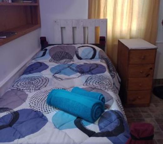 Habitacion en casa con pileta en Rio Ceballos