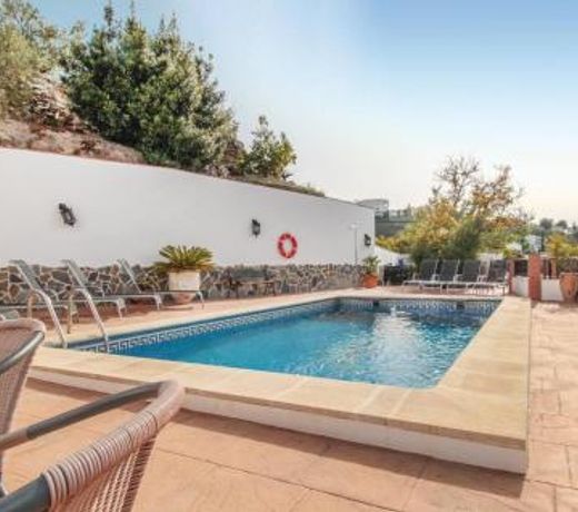 Stunning home in Canillas de Albaida with Jacuzzi, WiFi and Outdoor swimming pool
