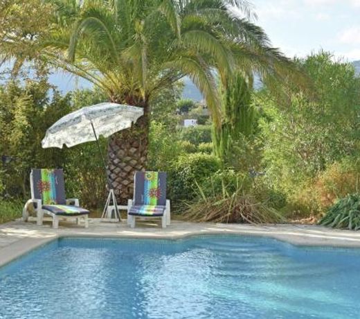 Quaint Villa in Fayence with Private Swimming Pool