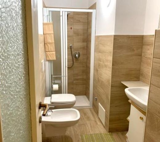 Casa Carla - cozy Apartment with garden -8 km to Bellagio!
