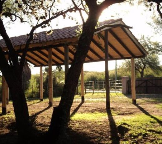 Cabanas en el Jardin Nativo