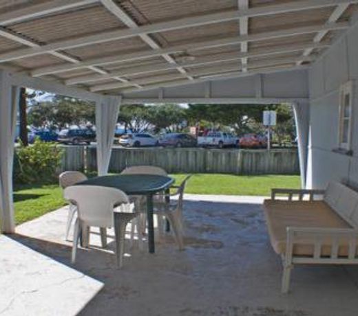 Fingal Beach Shack by Kingscliff Accommodation