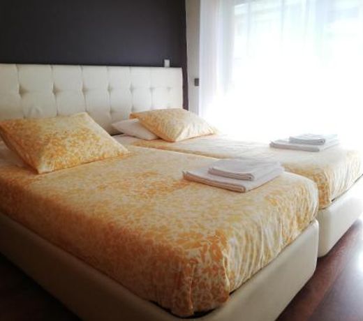 AndreÂ´s Sao Joao Porto Apt.
