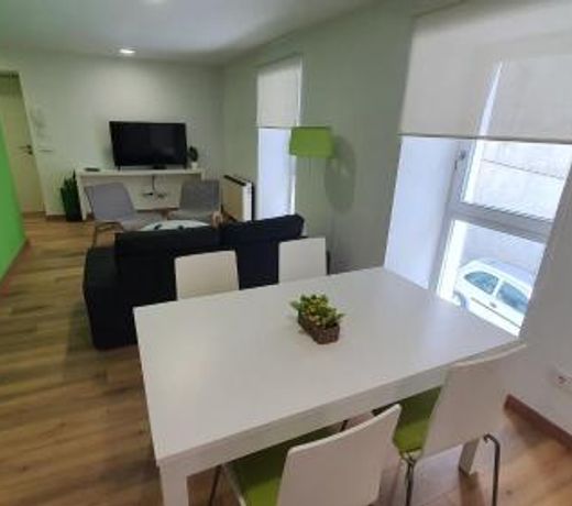 Piso en el centro para 4 personas - Plaza Amboage - WIFI