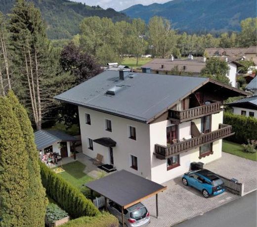 The Steinbock Lodge with garden and bbq