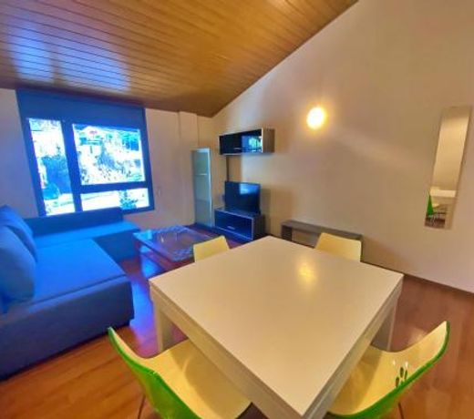 Tucamp 4.2 Hasta 4 personas junto al Funicamp