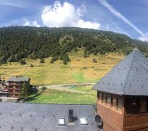 Casita de madera a Peu del Riu Incles - Sol y Nieve - Parking incluido