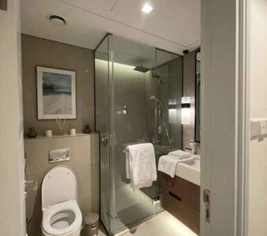 Apartments with three bedrooms at address hotel