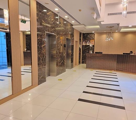 Vista City Hotel