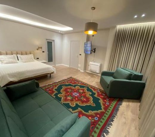 Vila-Amo Tirana Center