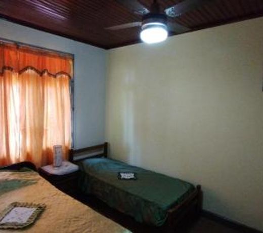 Revivir "LA CASA DE LOS ABUELOS"