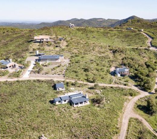 CabaÃ±a Molle by Lugar