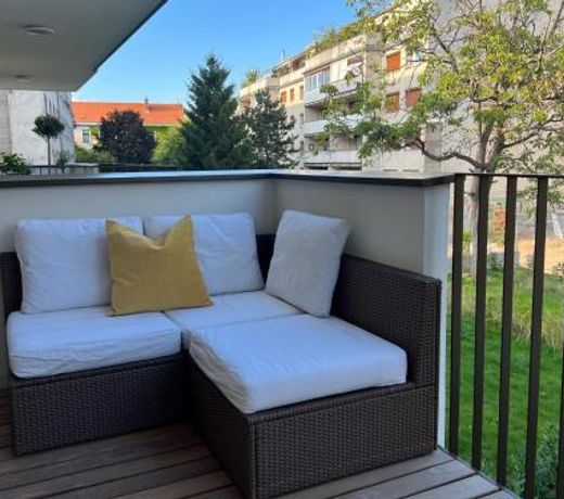 Terrace Flair
