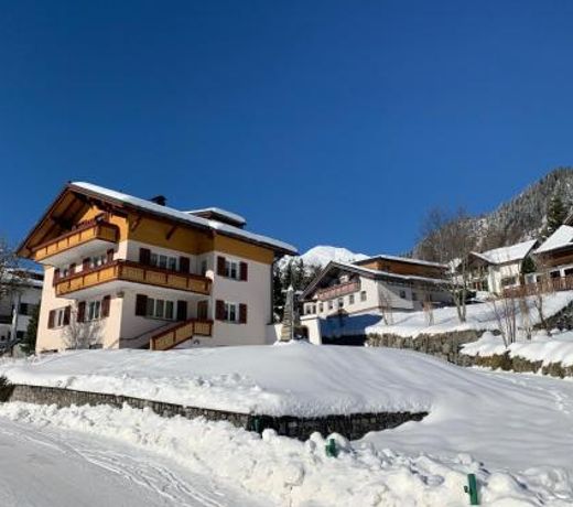 Alba Apartments