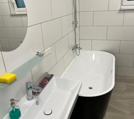 Ruhige Grune Oase bei Flughafen Schwechat
