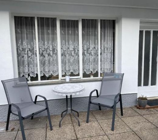 Cheap Outlet Center Apartment with Pool