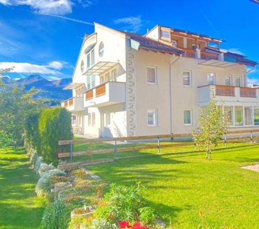 Bella Vista Active Apart