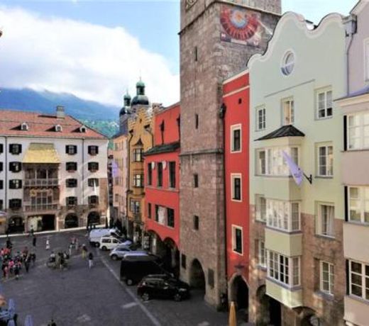 Little City Center Golden Roof