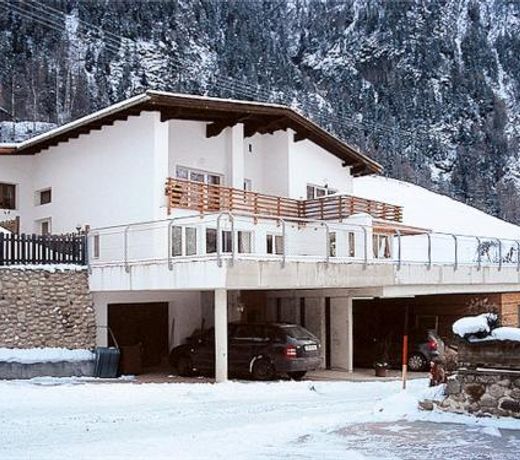 Apartment Aktiv - HBN221 by Interhome