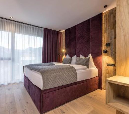 Perfect Lodgings Panorama