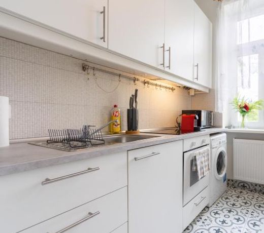 revLIVING Apartments Eggenburg - Garten - Netflix - Disney Plus - Nespresso