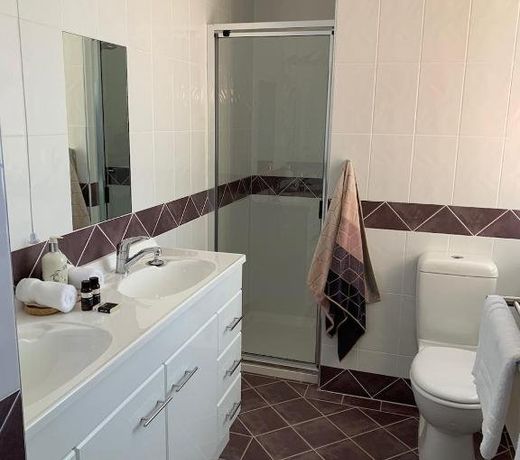 Avon Terrace Guest House