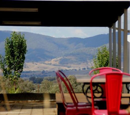 Yackandandah farm homestead