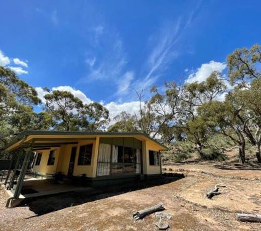 Alligator Lodge - Mount Remarkable National Park