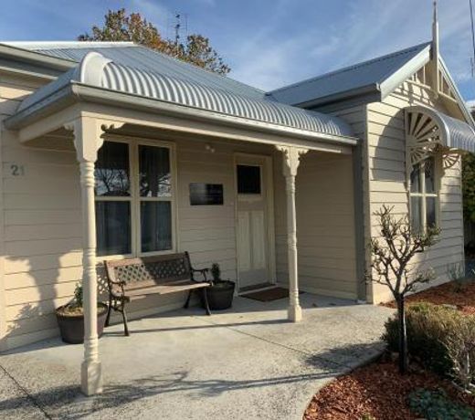Elmsford Cottage