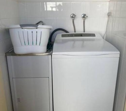 Bayview Retreat - Esplanade home w wifi