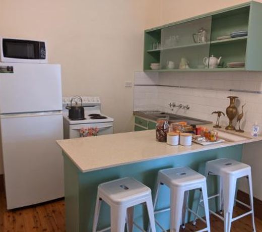 Super cute accomm close to CBD