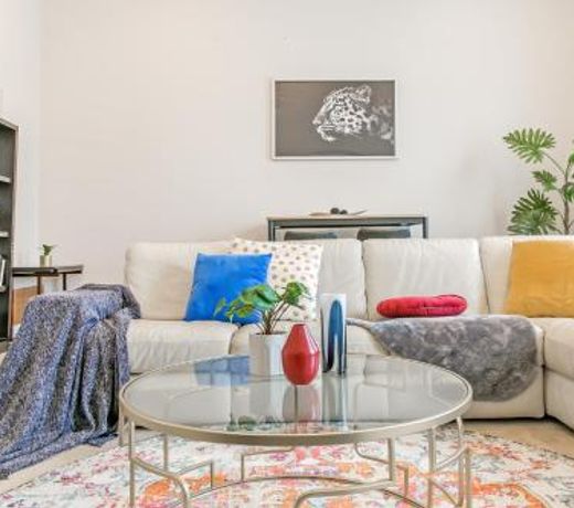 KOZYGURU LEICHHARDT COZY HOLIDAY 3 BED HOME + FREE PARKING-NLE367